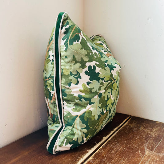 Woodland Leaf 1" Emerald Velvet Gusset Pillow