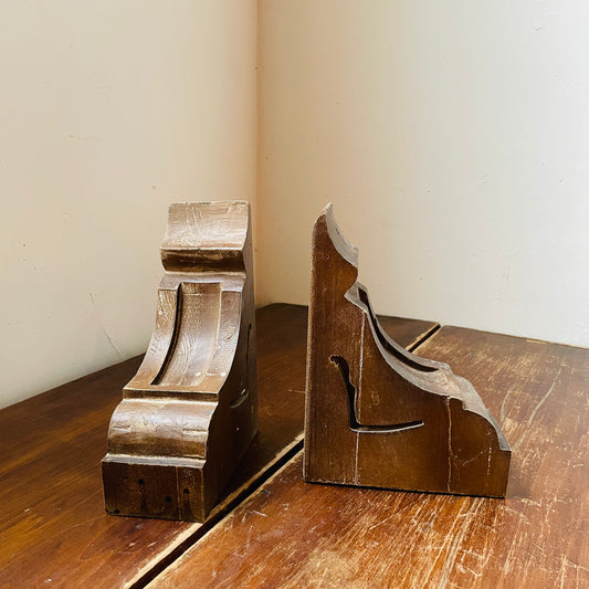 Corbel Bookends