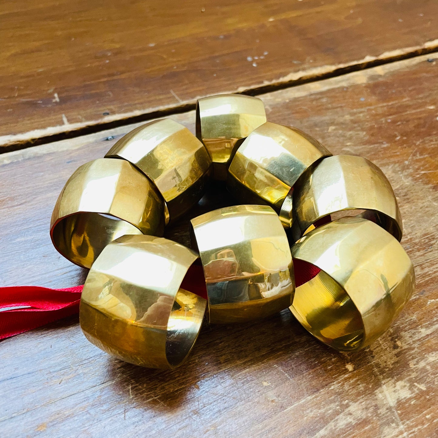 Set of 8 Brass Paneled Napkin Rings- Vintage