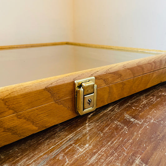 Flat Display Case- Vintage