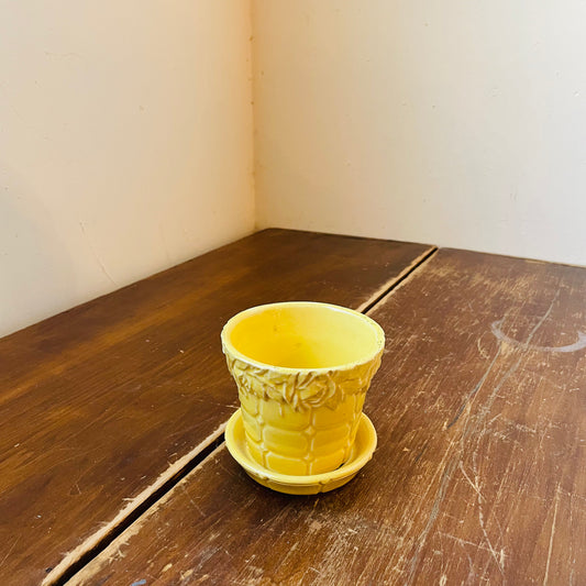 Quilted Rose McCoy Planter- Vintage