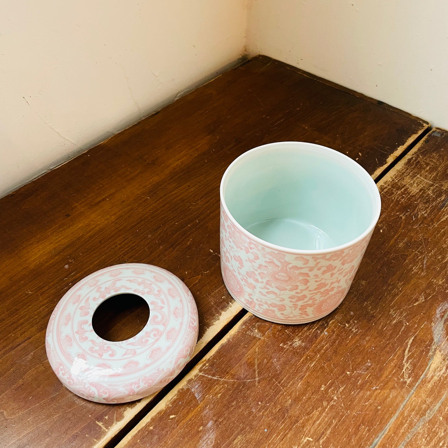 The Rosie Tissue Vessel