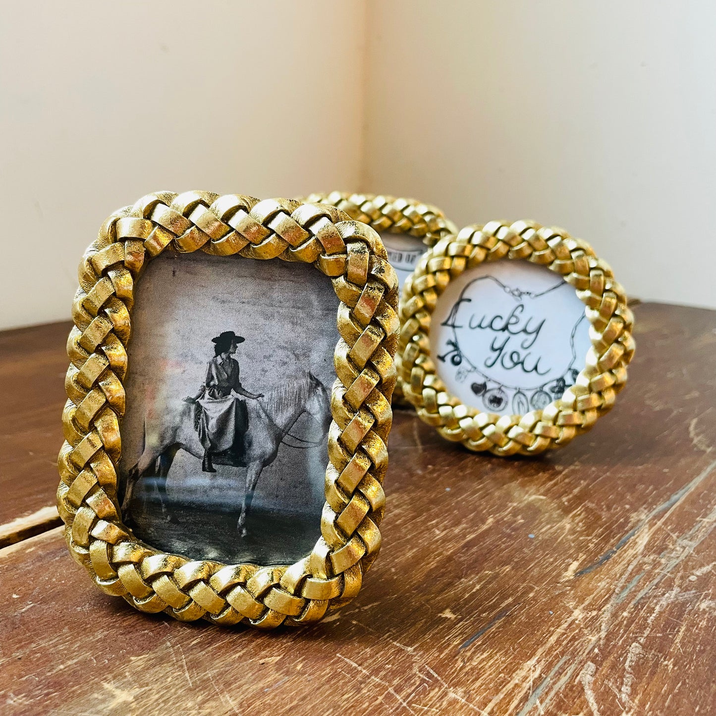 Braided Pattern Photo Frame