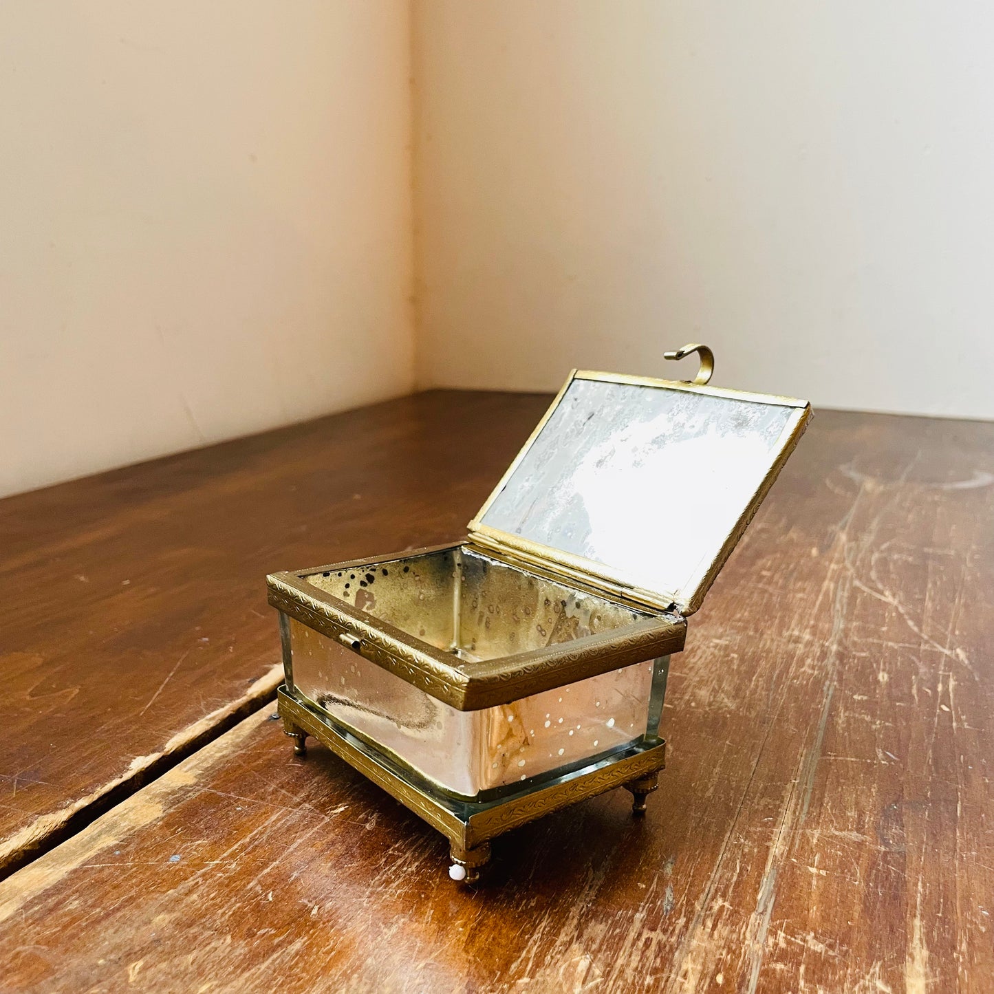 Juliette Square Mirrored Box