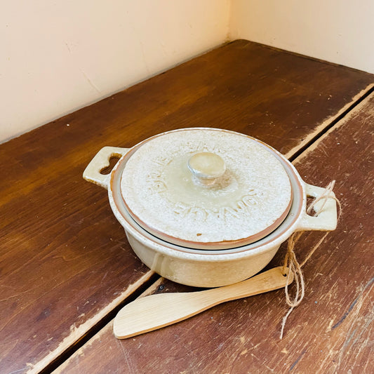 Eggshell Stoneware Brie Baker