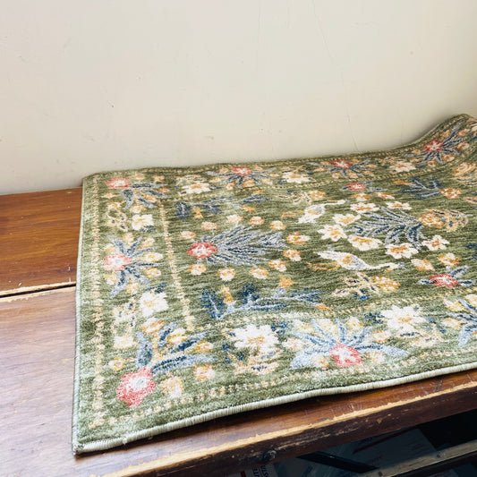 Hastings 2'x5' Power-Loomed Runner