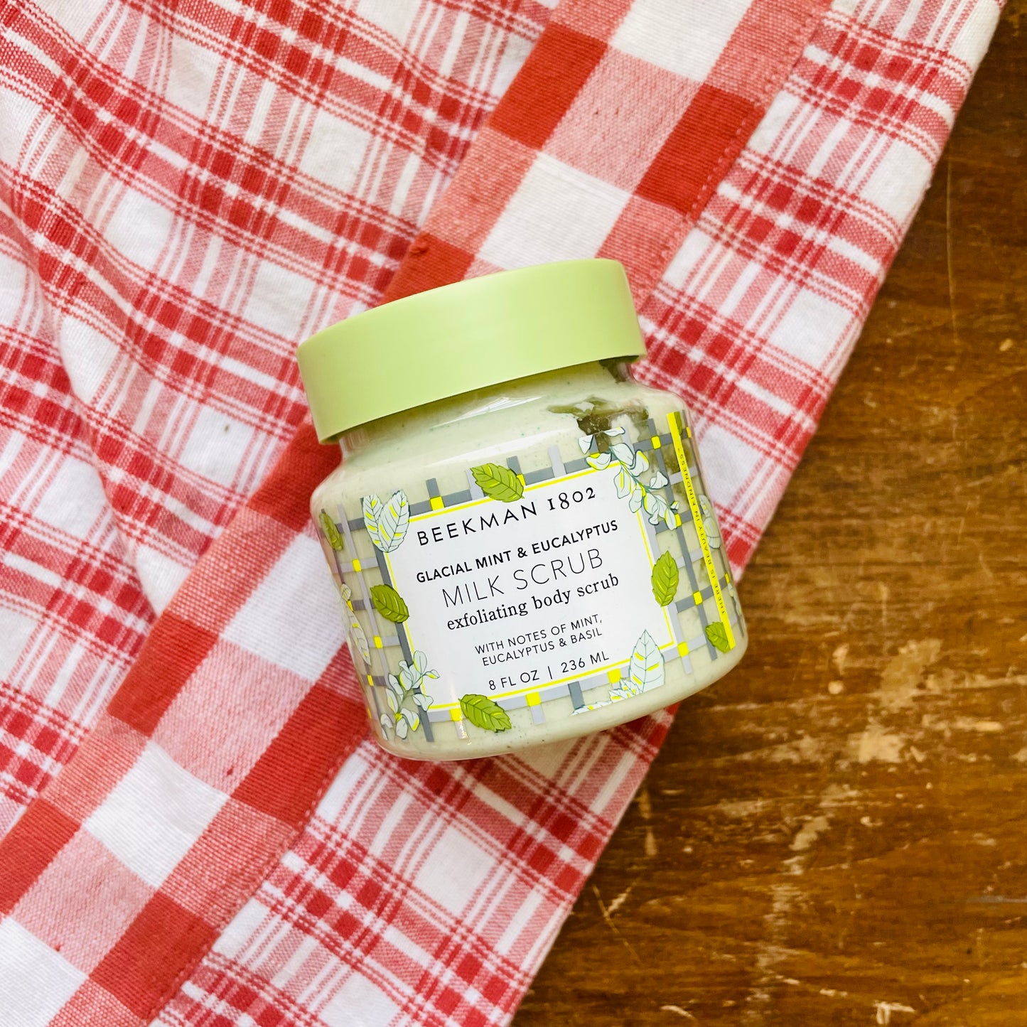 Glacial Mint & Eucalyptus Milk Scrub Exfoliating Body Scrub