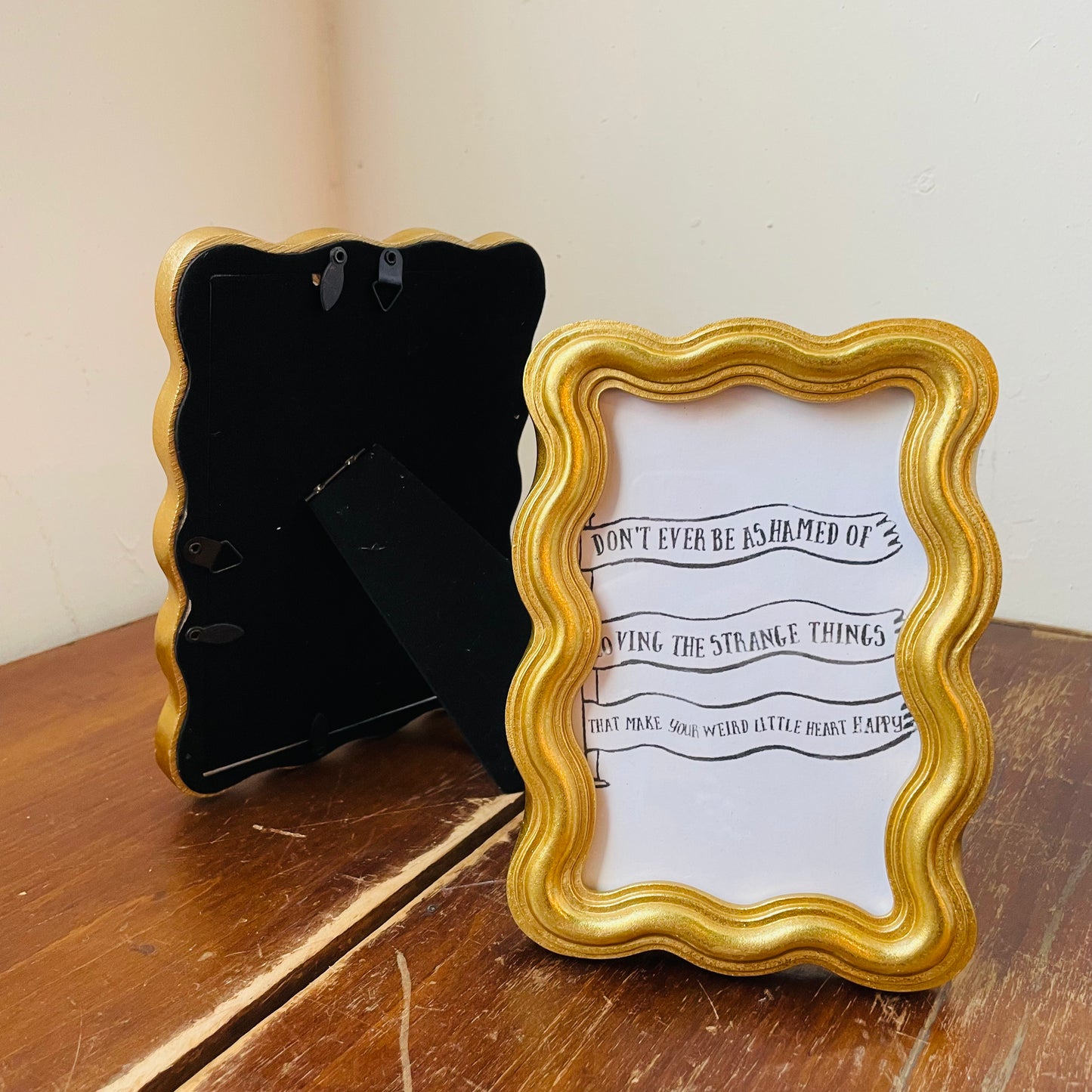 Triple Wave Photo Frame