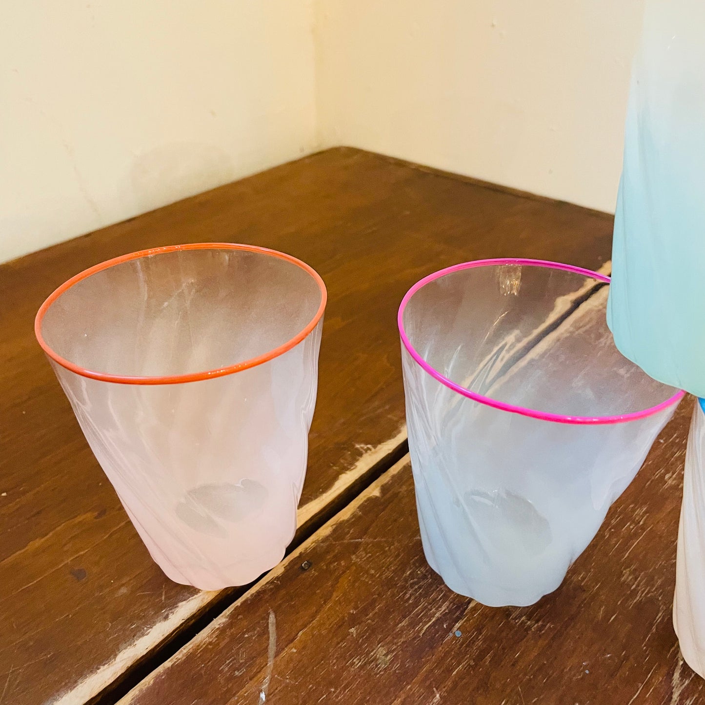 Frosted Ombre Twisted Drinking Glasses- Set of 4