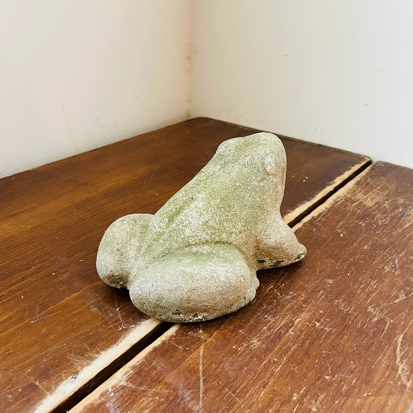 Concrete Bull Frog- Vintage