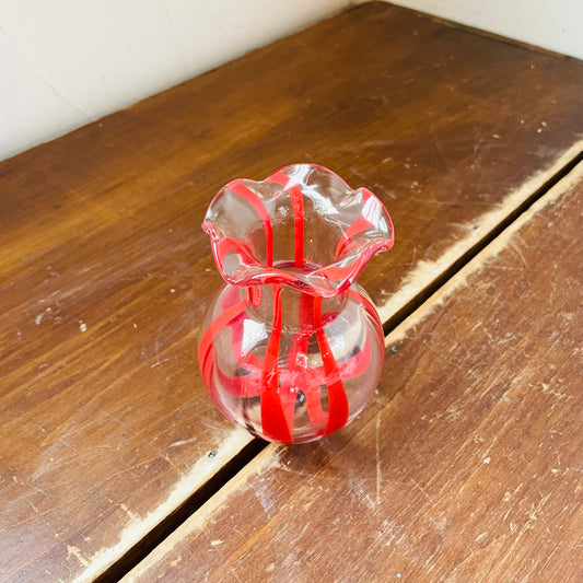 Ruffled Ribbon Vase