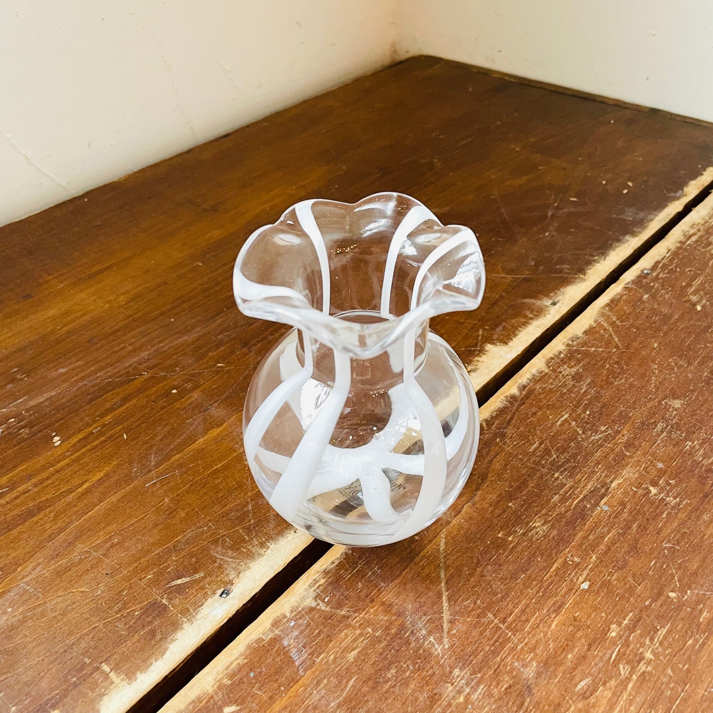 Ruffled Ribbon Vase