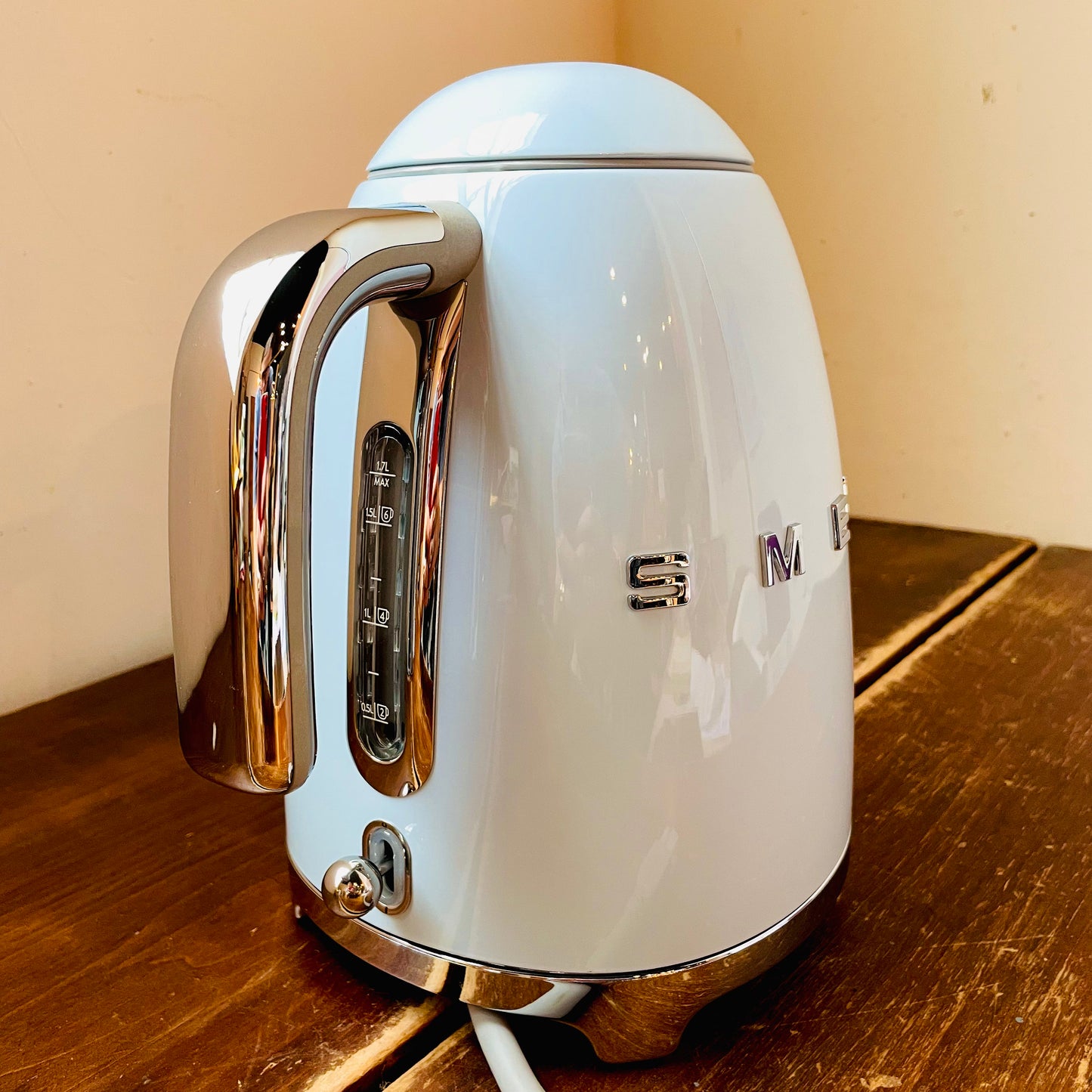 SMEG Pastel Blue Electric Kettle