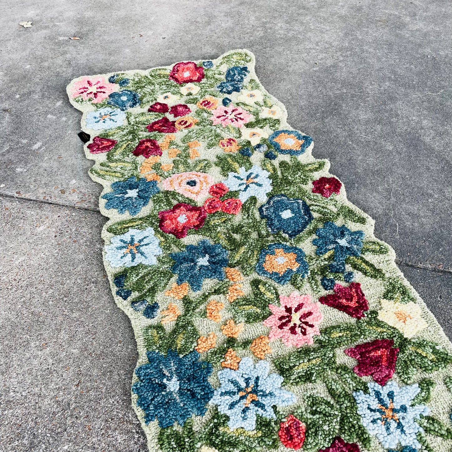 Edith Green & Multicolored 2'6"x7'6" Runner