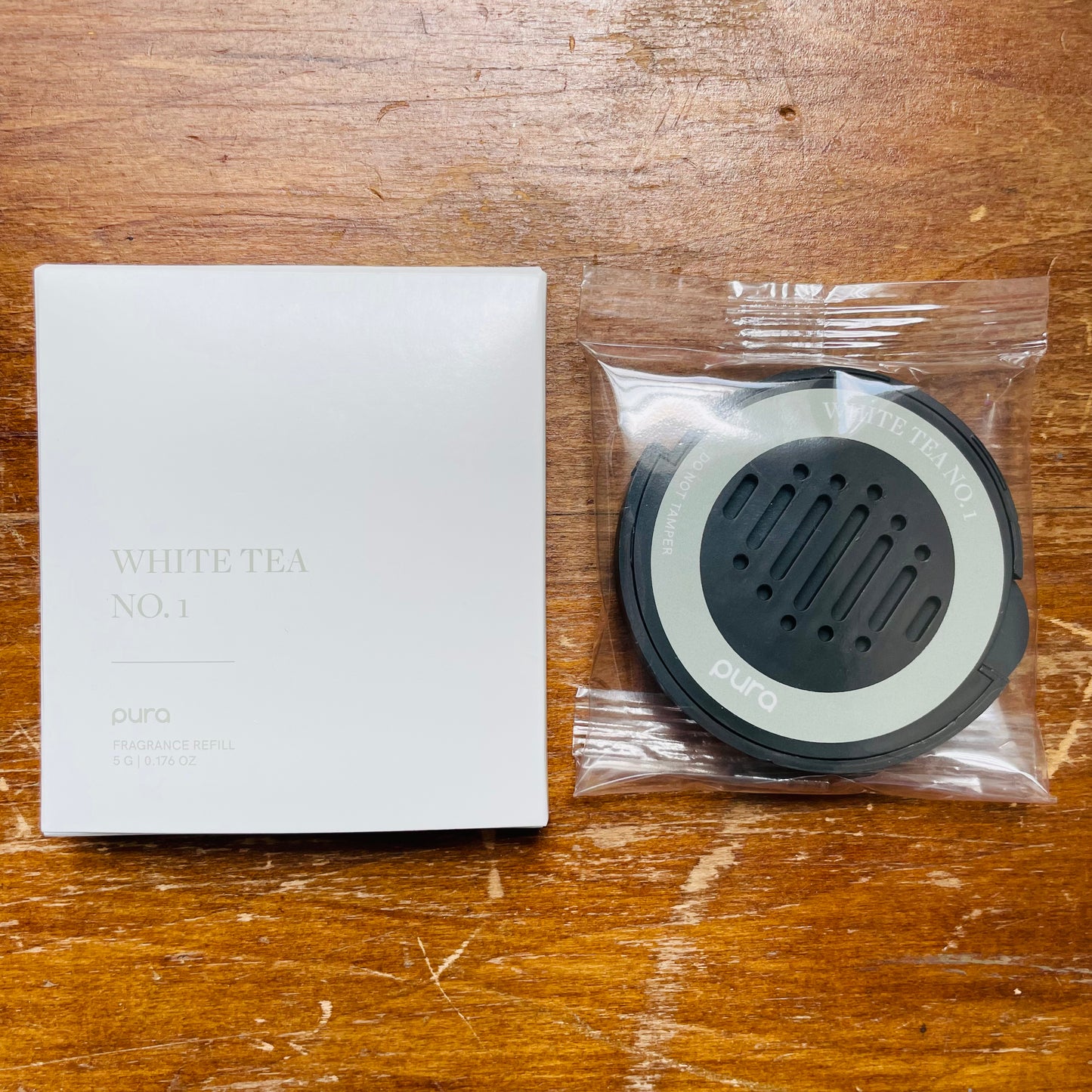 White Tea No. 1 Pura Car Insert