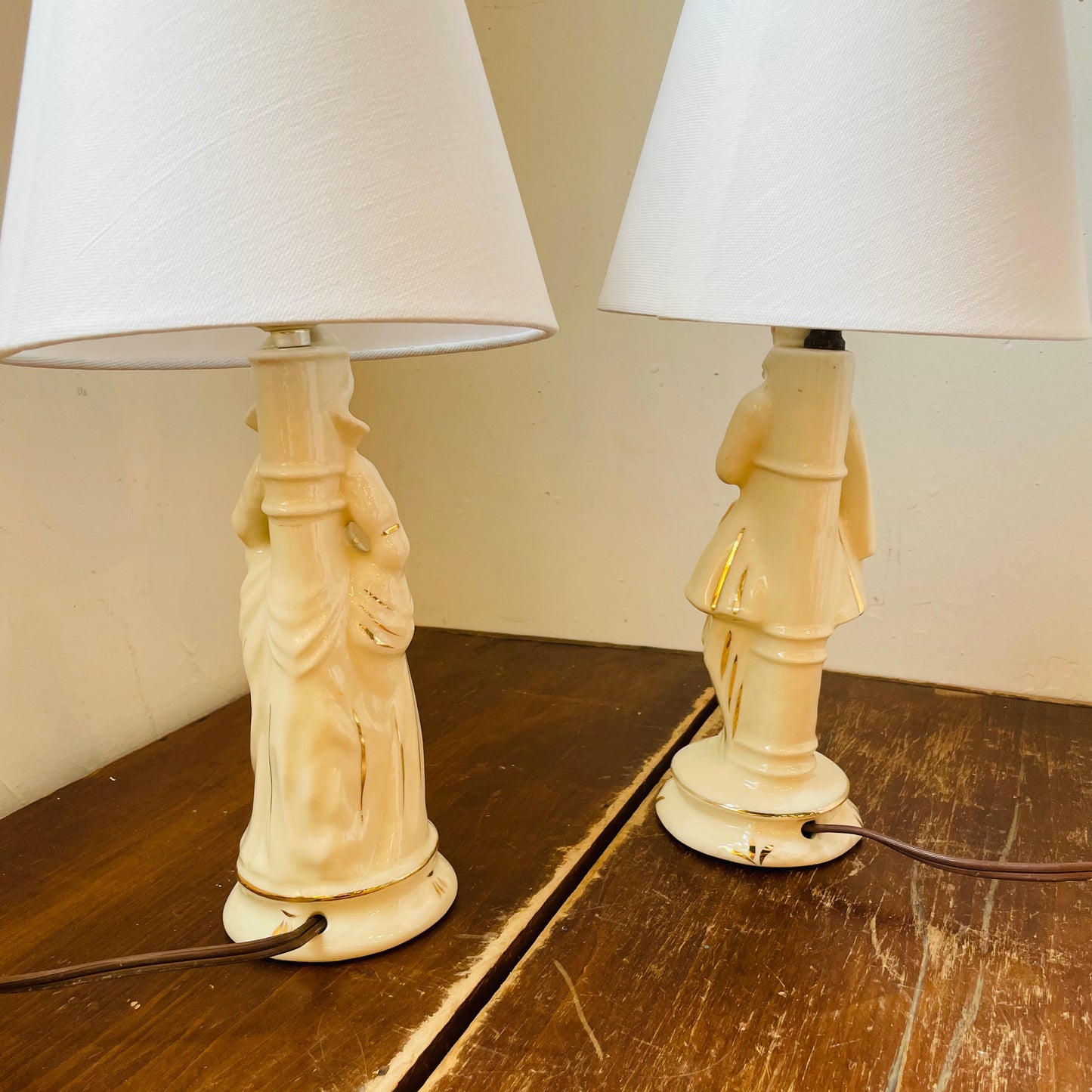 White with Gold Leaf Colonial Couple Lamps- Vintage