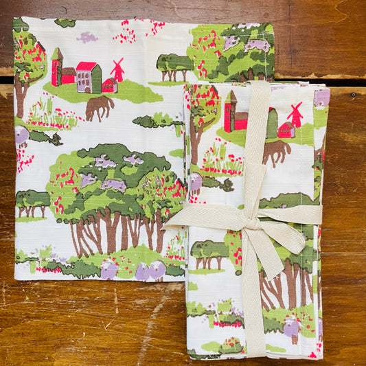 Farmscape Pattern Napkin Set