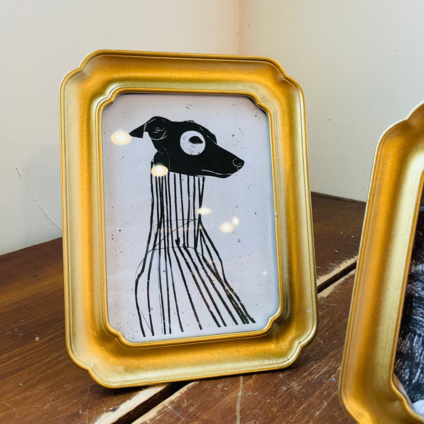 Ricario Photo Frame
