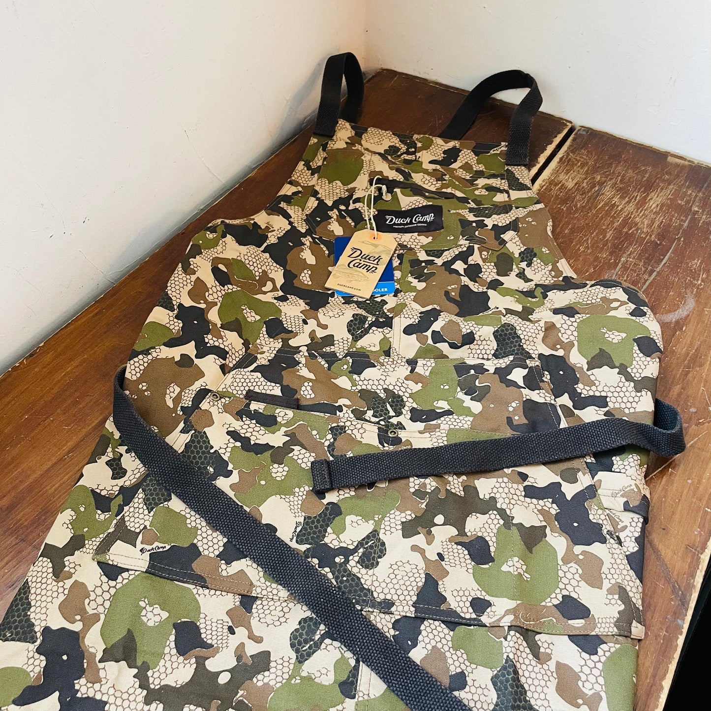 Brush Field Apron