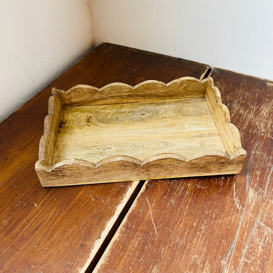 Mineral & Sand Mango Wood Scalloped Tray