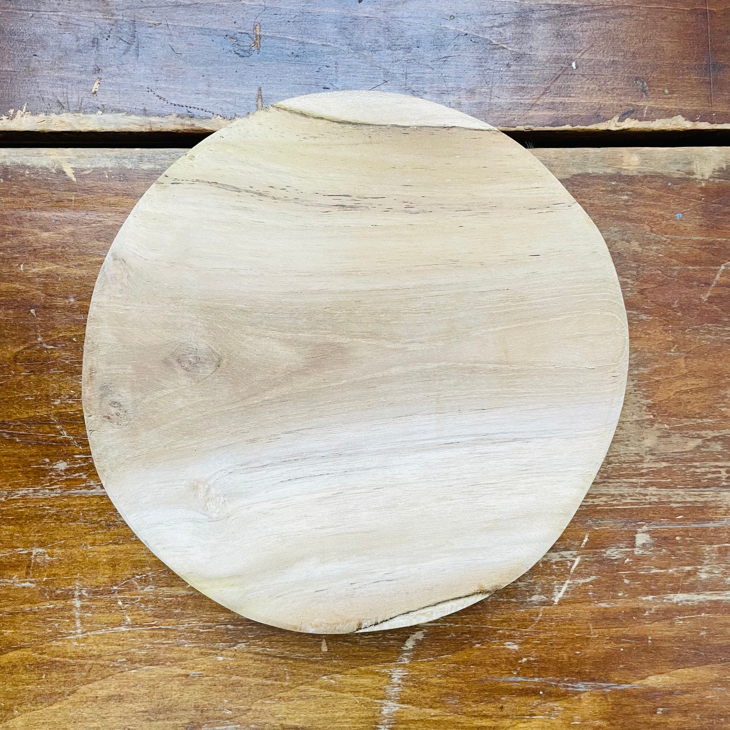 Round Teakwood Cutting Board