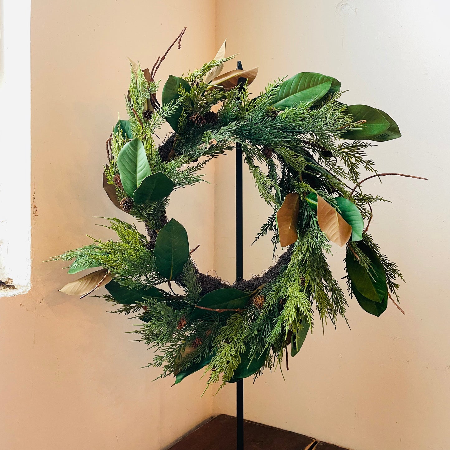 Magnolia Leaf & Pinecone Wreath