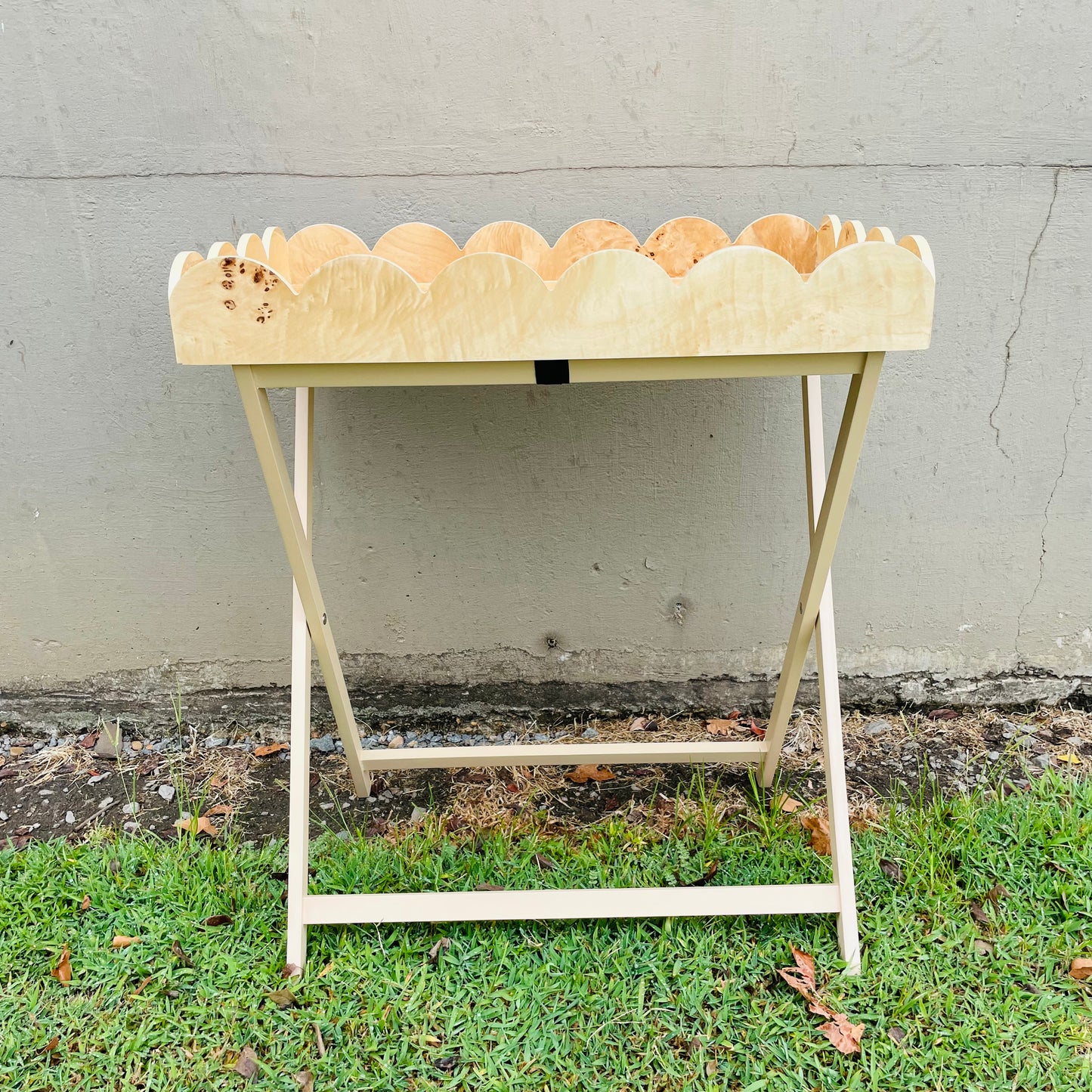 Burl Wood Veneer Folding Table w/ Removable Scalloped Tray