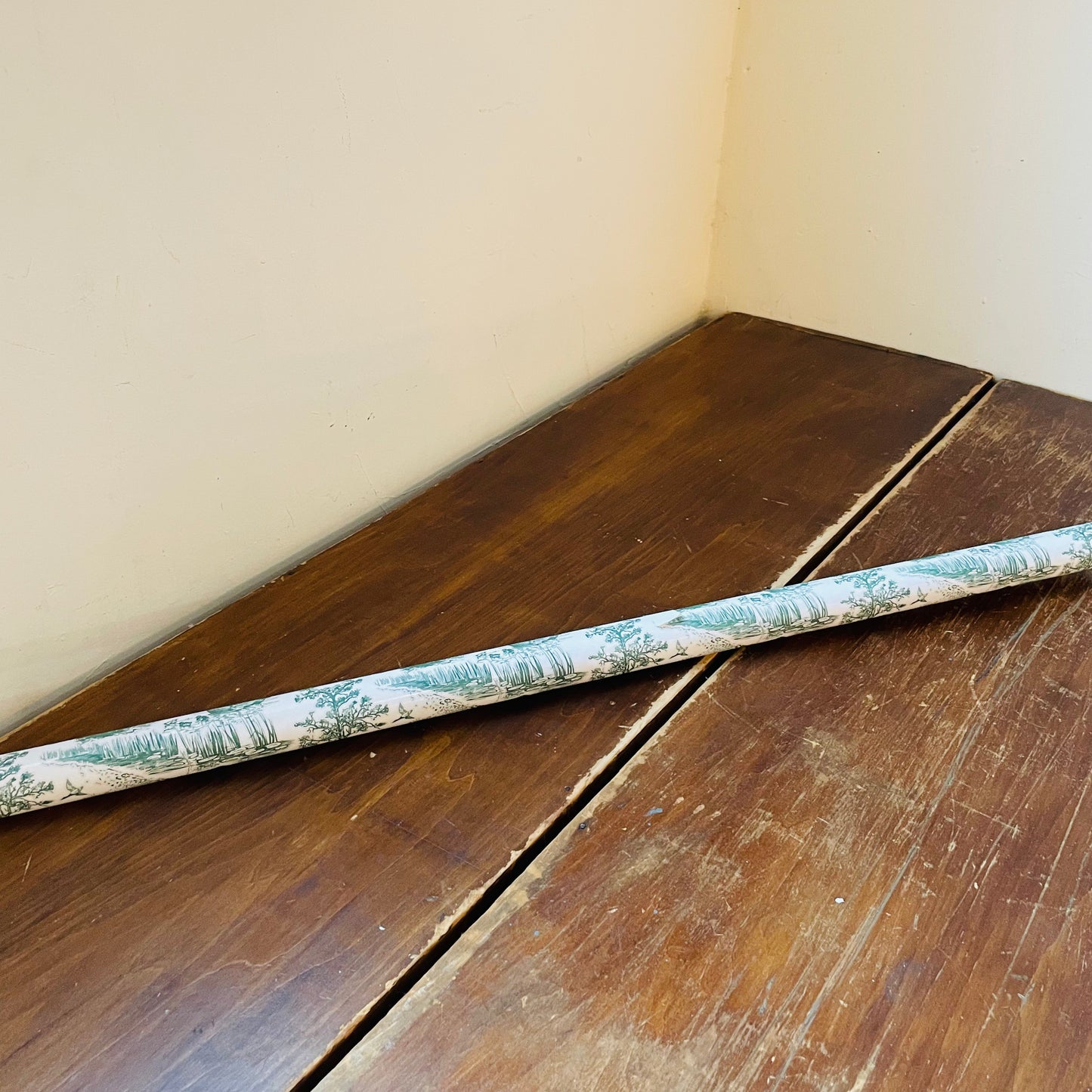 Sugartown Mercantile Toile 30" x 180" Wrapping Paper