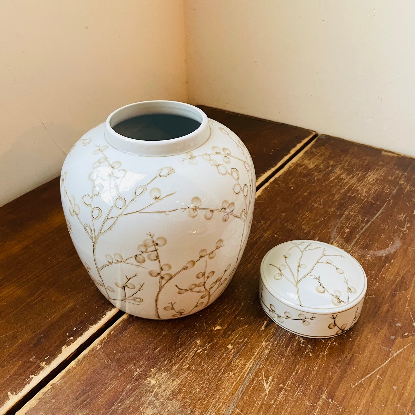 Willow Jar