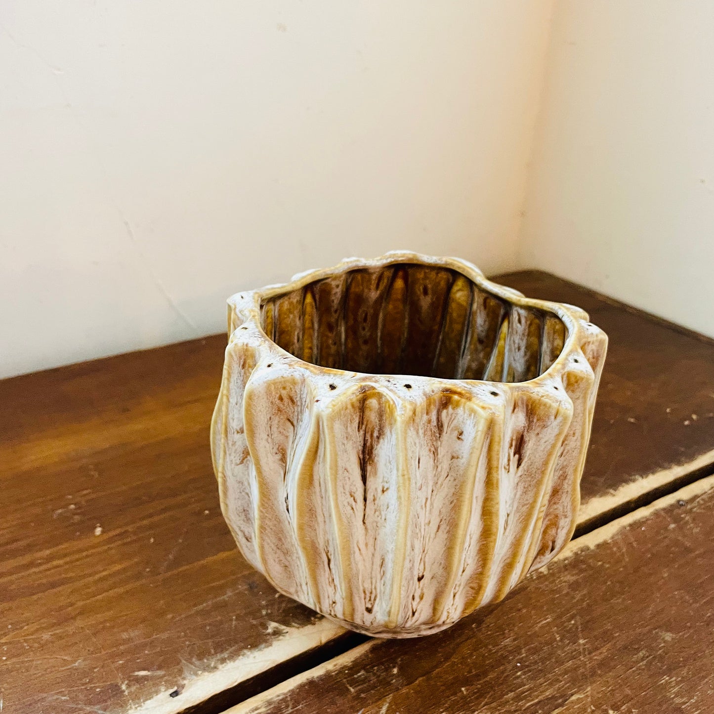 Uriel Brown Stoneware Pot