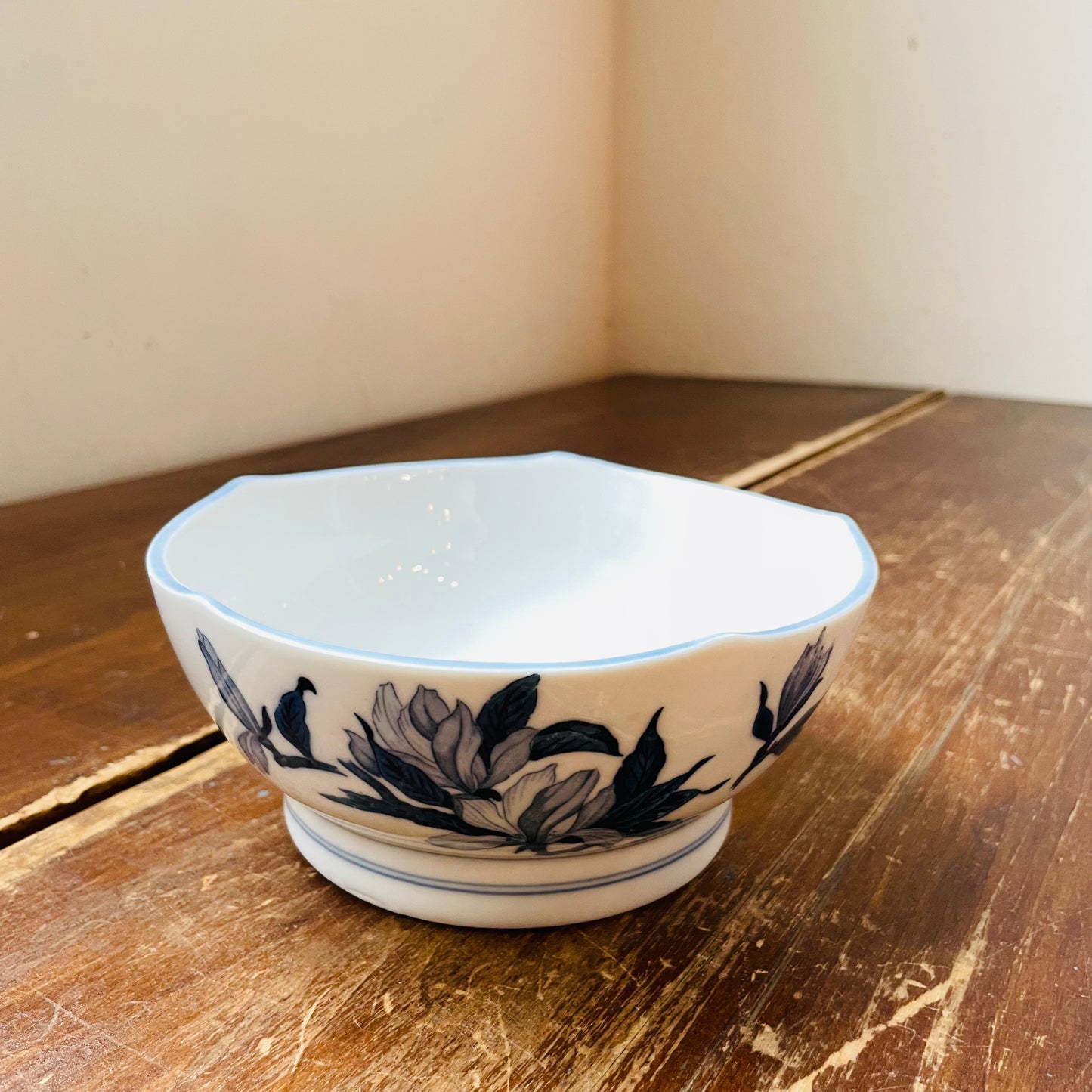 Japanese Magnolia Kobachi Bowl- Vintage