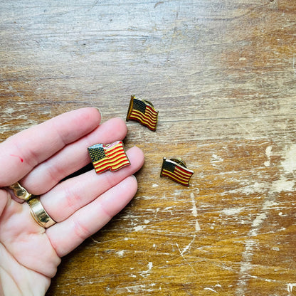 American Flag Pin- Vintage