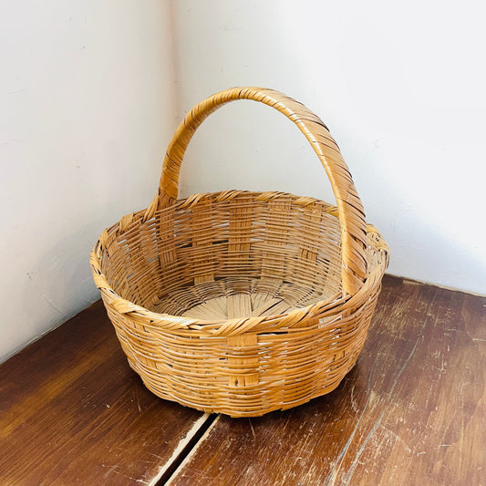 Large Round Woven Basket- Vintage