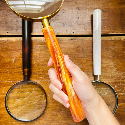 Lyra Magnifying Glass