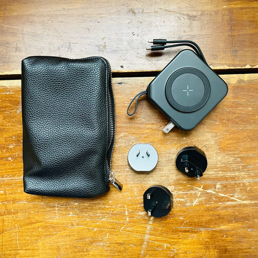 Voyager Universal 5-In-1 Charger & Adapter