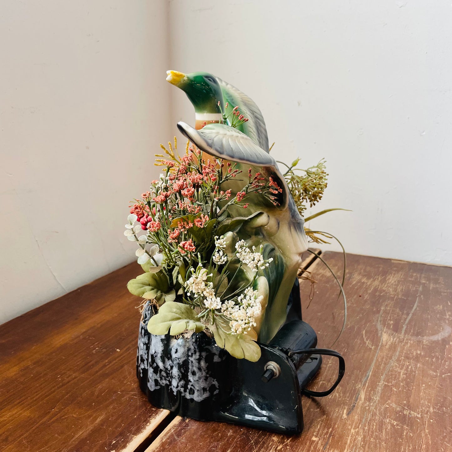Ceramic Duck Planter Lamp-Vintage