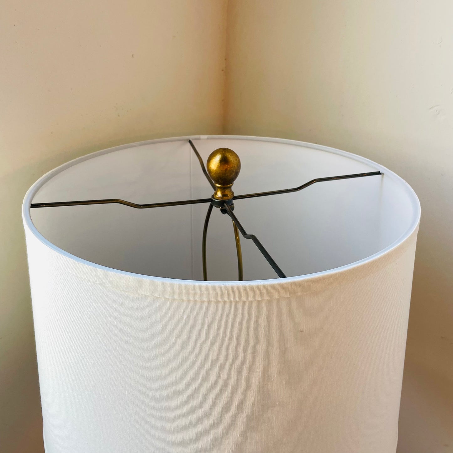 White Lotus Lamp