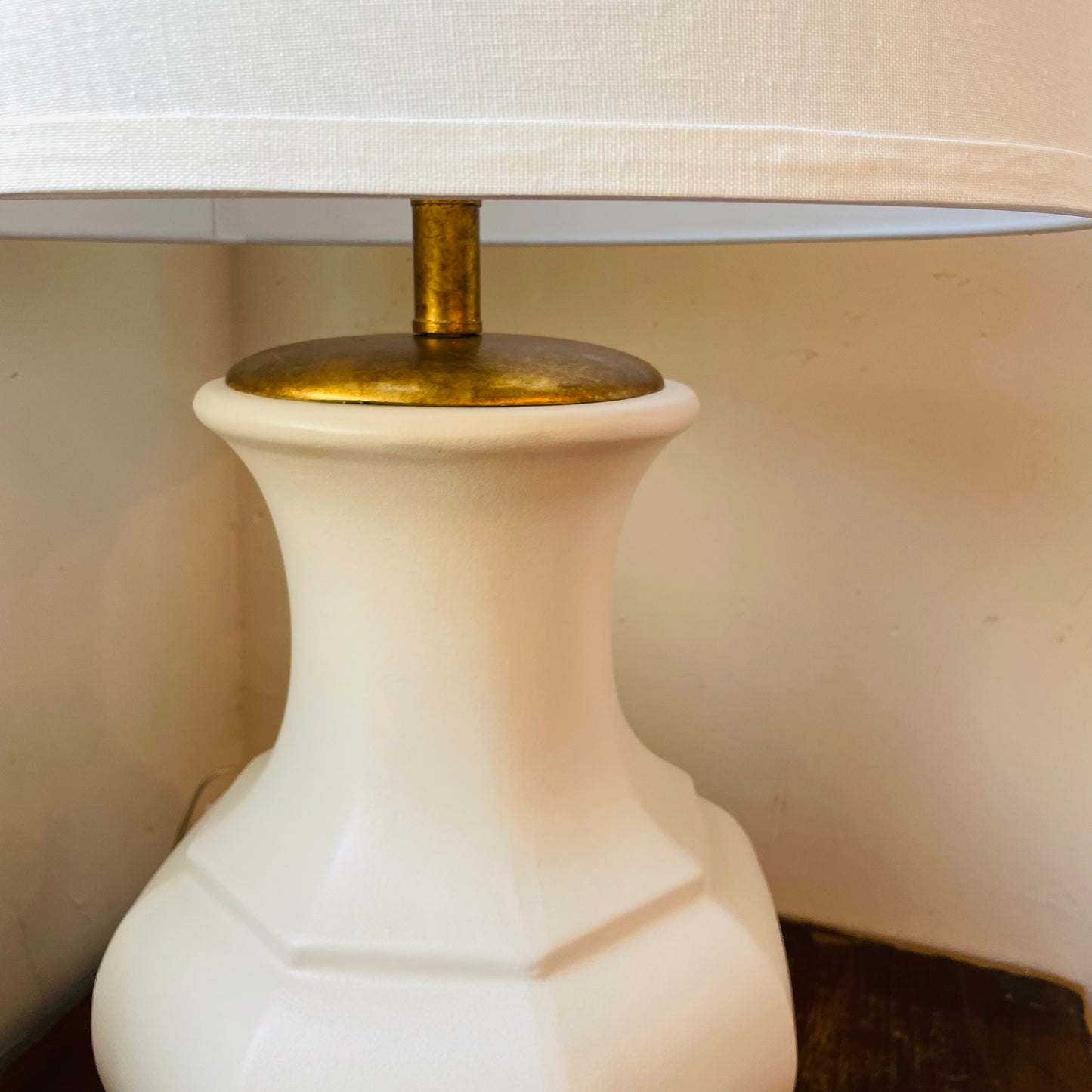 White Lotus Lamp