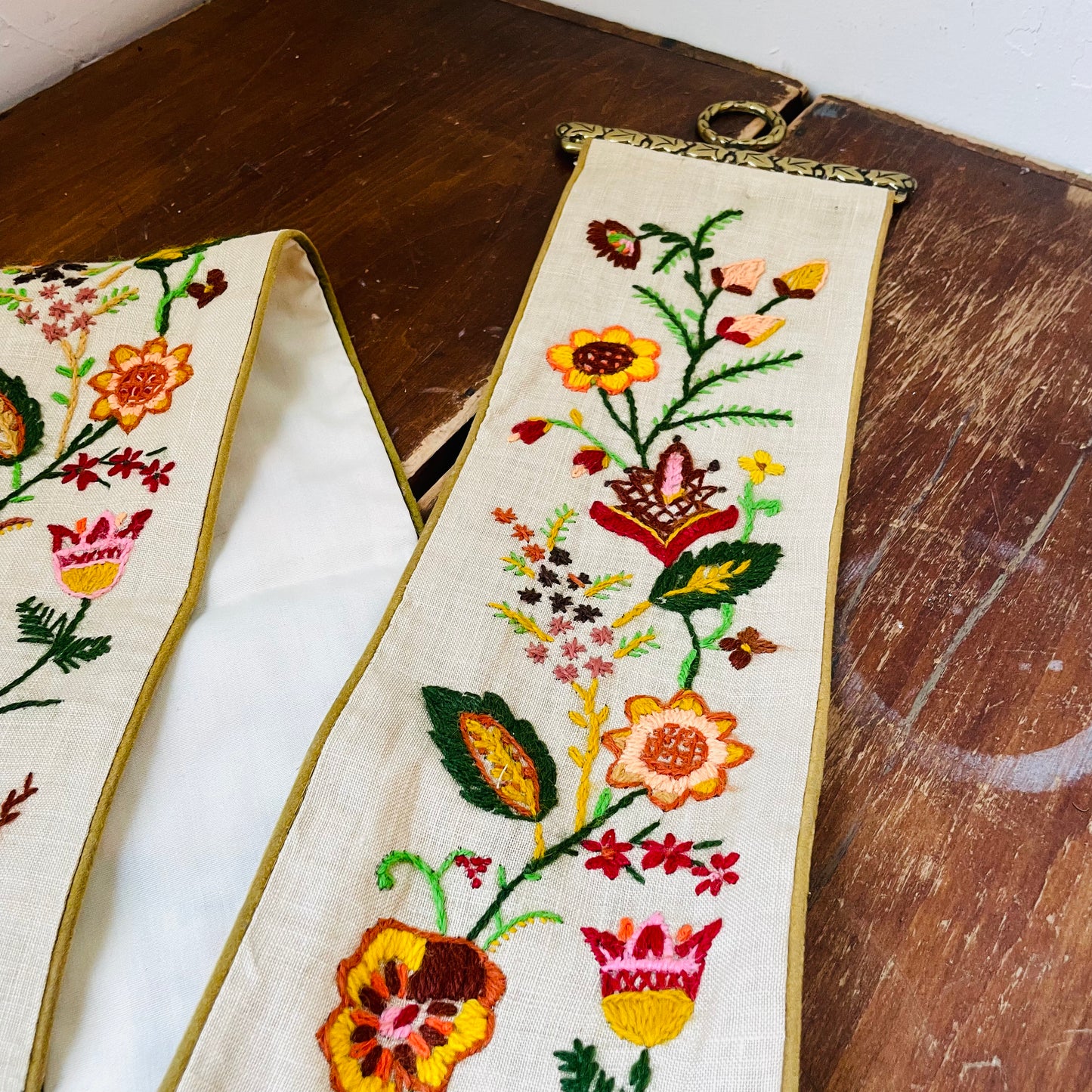 Crewel Embroidered Linen Wall Hanging- Vintage