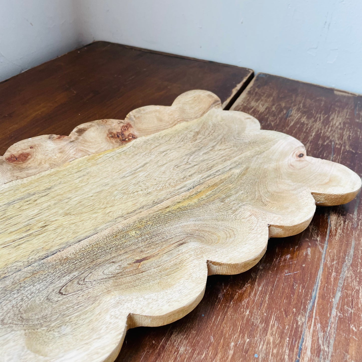 Scalloped Mango Wood Tray