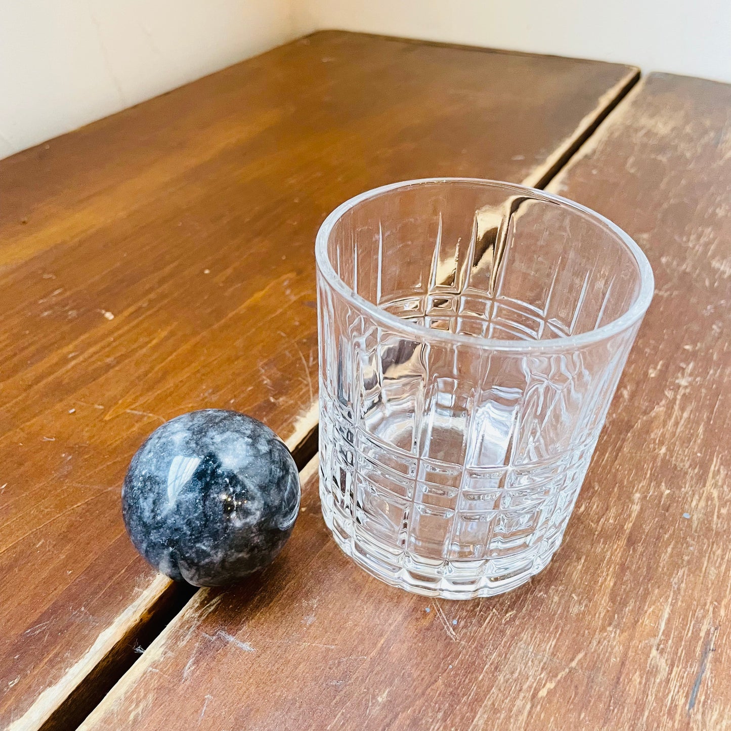 Whiskey Glass & Stone Ball Set