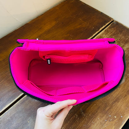 KUSSHI Neoprene Train Case