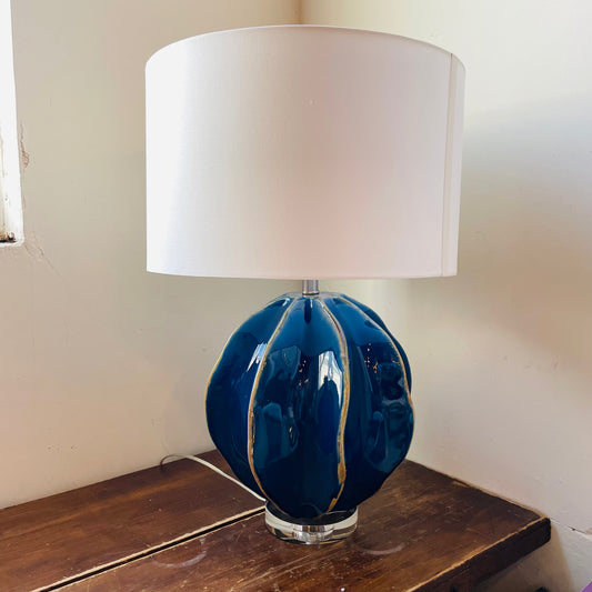 Renwill Table Lamp