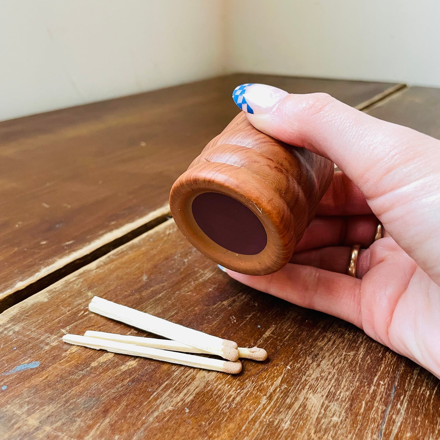 Grain Brown Ceramic Match Holder