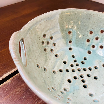 Stoneware Berry Bowl