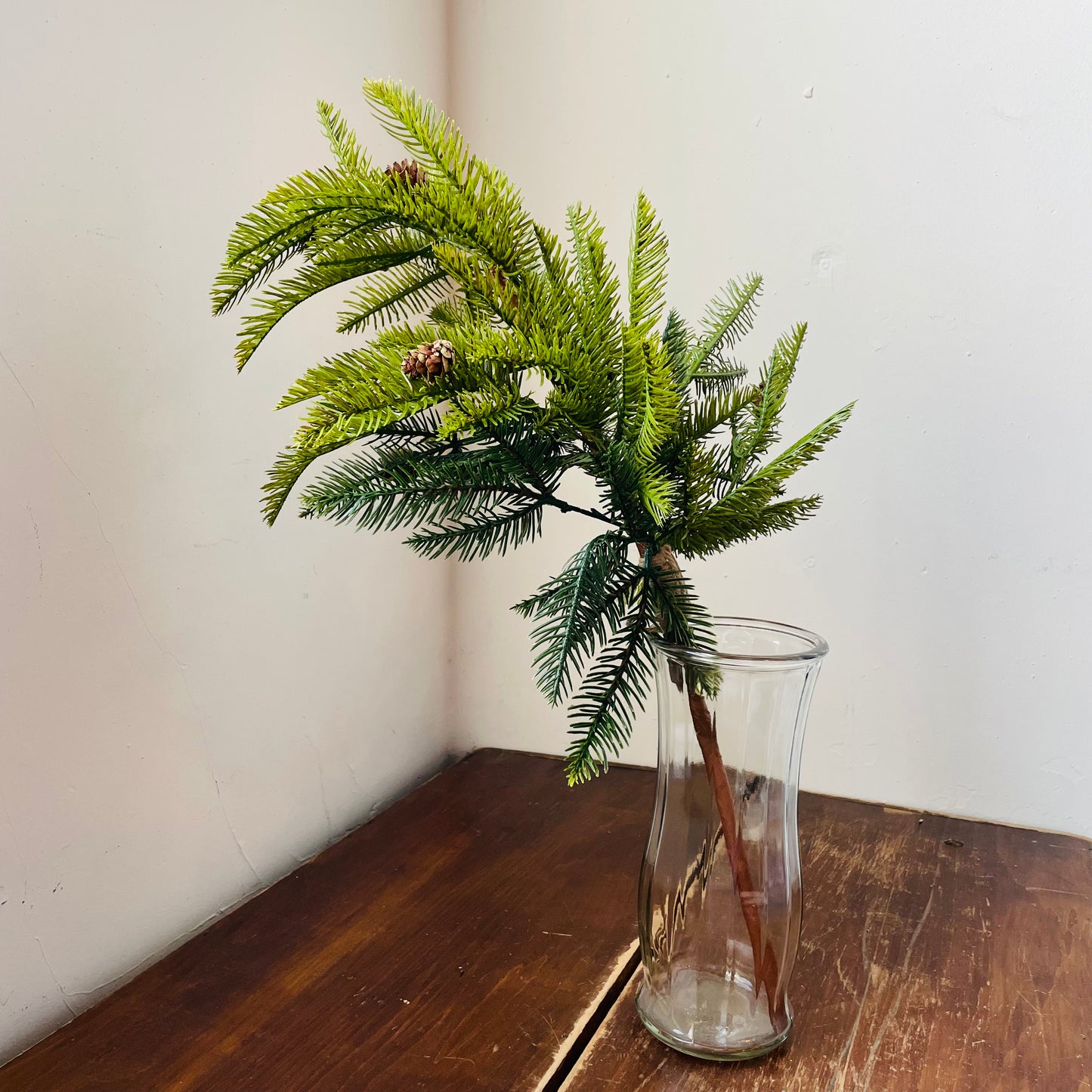 Cedar and Mini Pinecone Spray