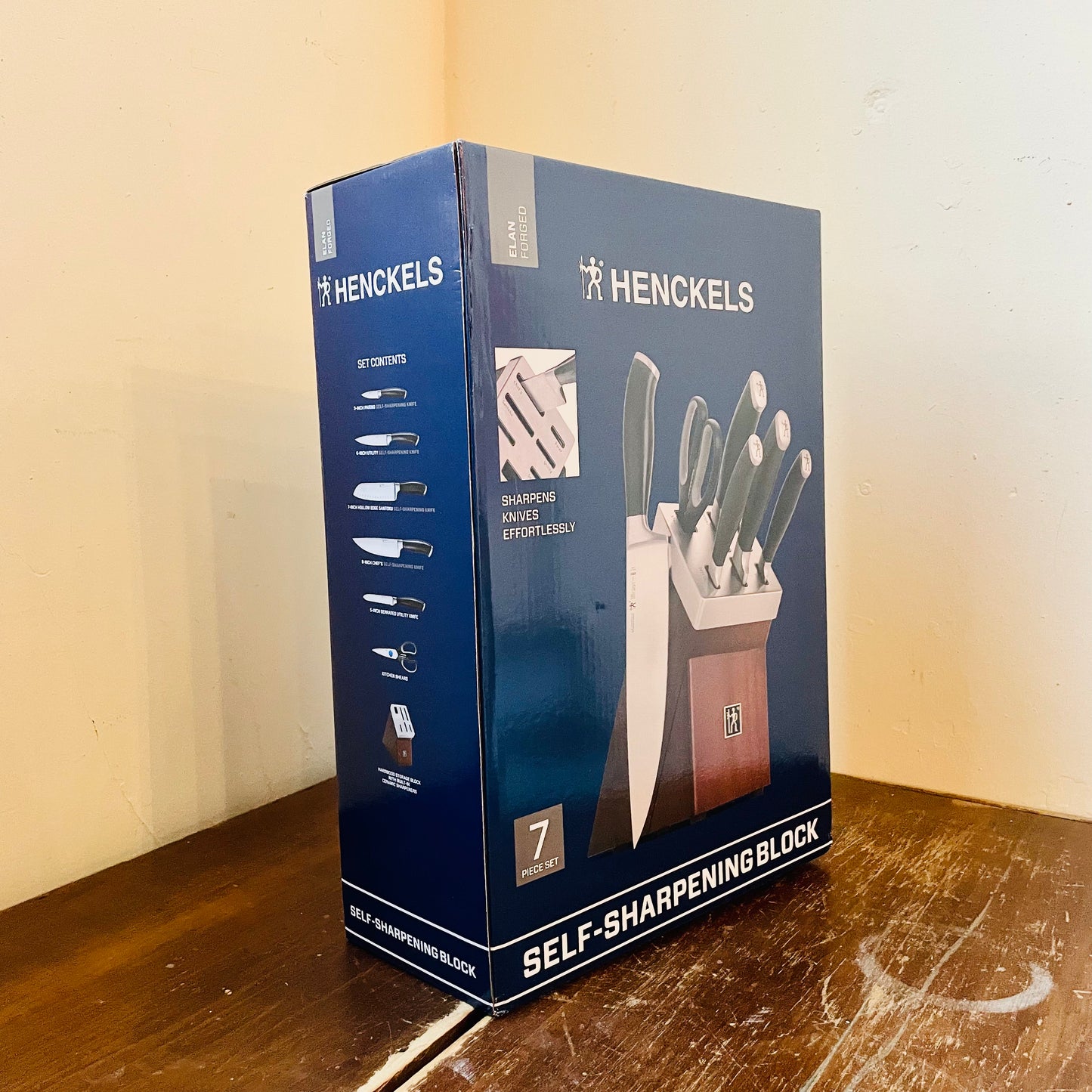 Henckels Elan 7-pc Self-Sharpening Knife Block Set