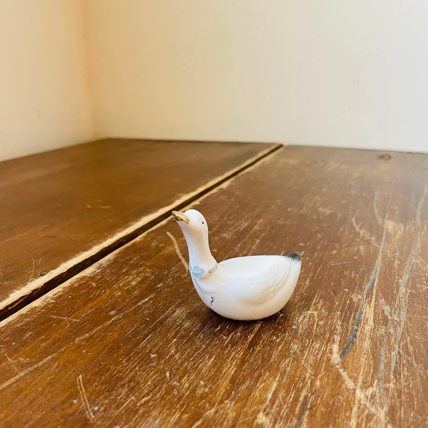 Little Ceramic White Waterfowl- Vintage