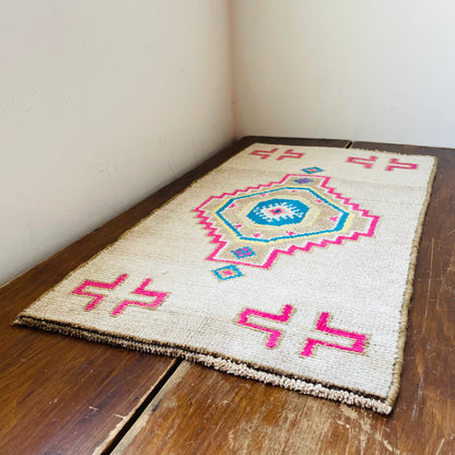 The Thea Turkish Rug