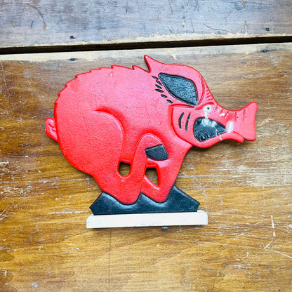 Cast Iron Razorback- Vintage